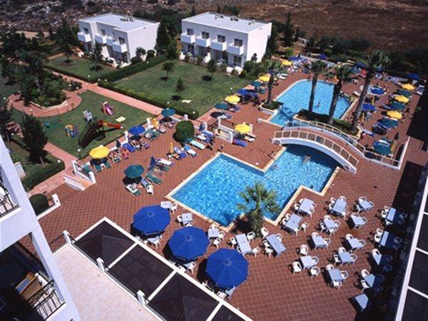 Paramount Hotel Apartments Protaras Exterior foto