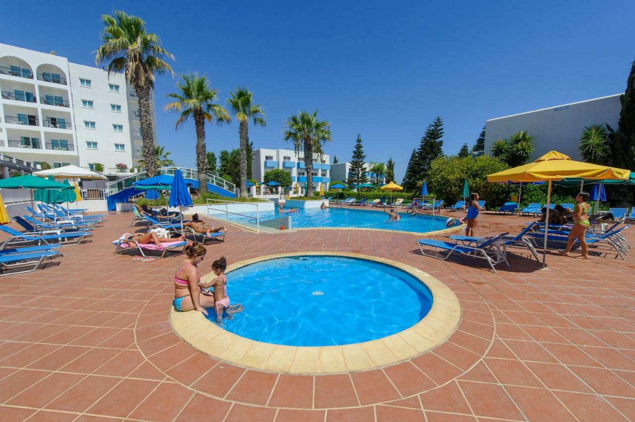 Paramount Hotel Apartments Protaras Exterior foto