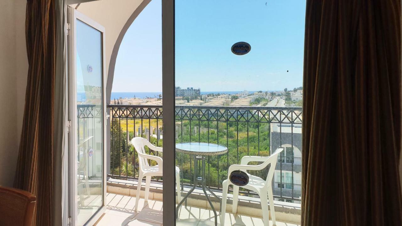 Paramount Hotel Apartments Protaras Exterior foto